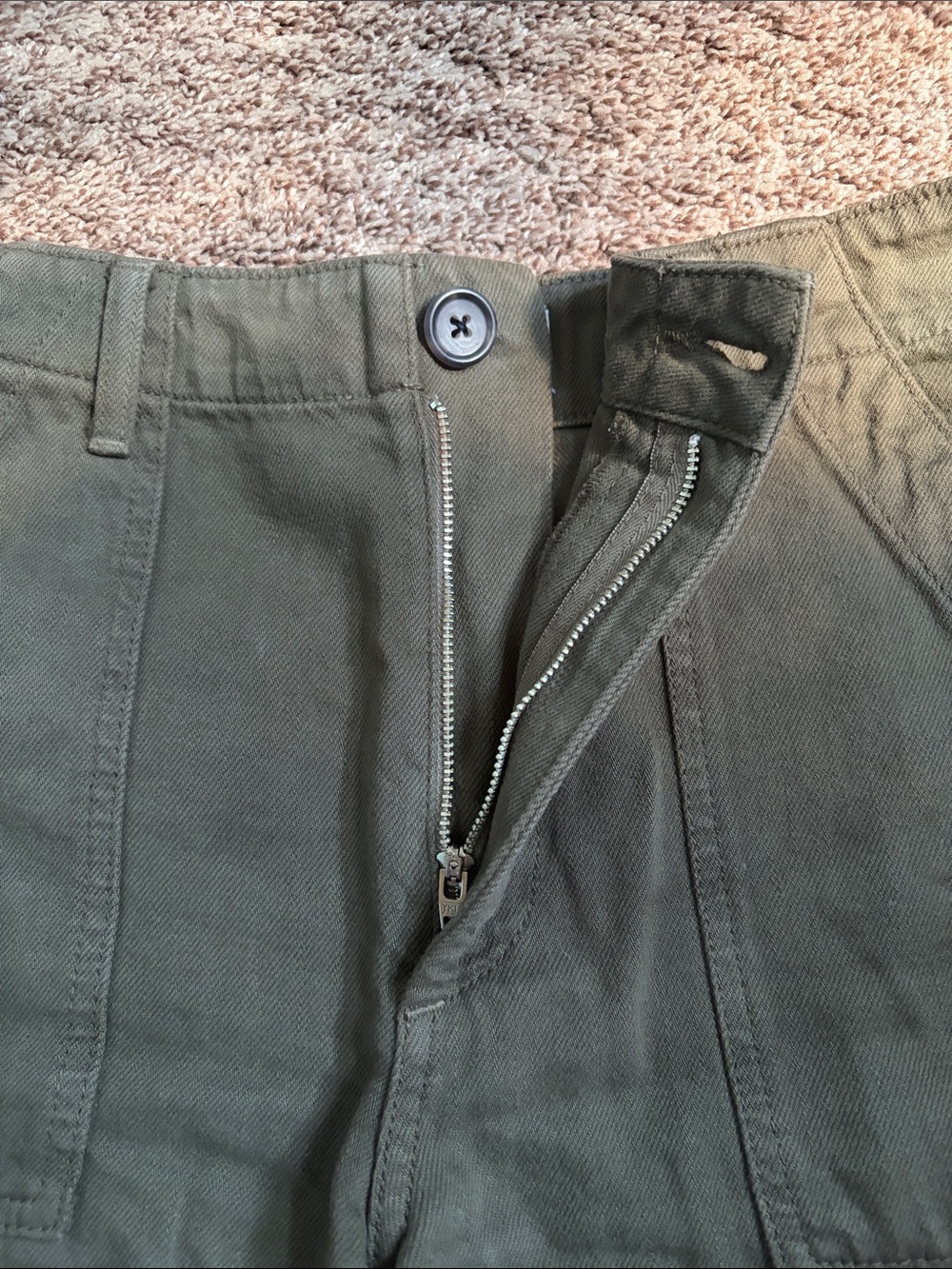 Reformation Utility shorts - Picture 5 of 7